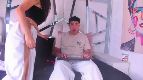 EmmaAndDemon online show from November 17, 4:09 pm