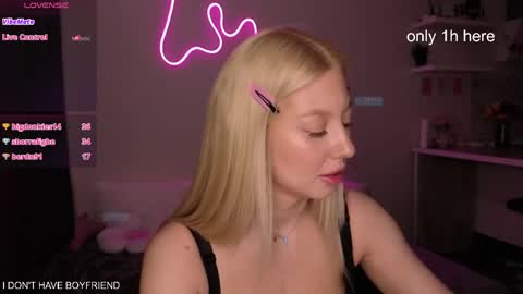 emmaandjake online show from May 21, 3:29 pm