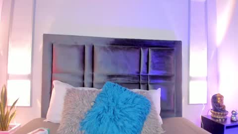 emma becket online show from March 11, 3:36 am