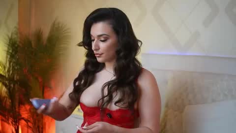  Emma  online show from April 20, 7:39 pm