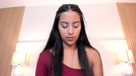 emmaespencer  online show from February 1, 3:14 am