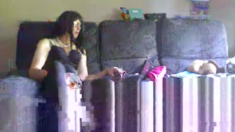 Emma online show from March 19, 9:42 pm