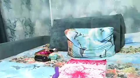 emmamelody online show from April 16, 8:09 pm