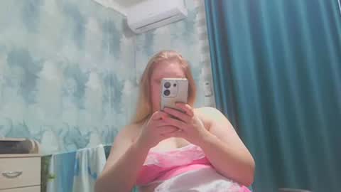 emmamelody online show from September 12, 2:02 am