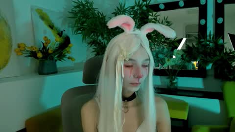 emmanuellbrown online show from October 31, 4:18 pm