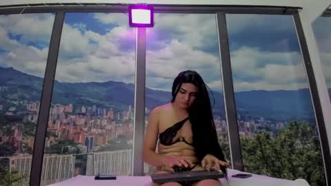 emmascarl online show from June 4, 6:41 am