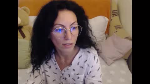 Snapshot of emmatoo95 chatting on October 9, 2:00 pm Emmatoo online show from October 9, 2:00 pm
