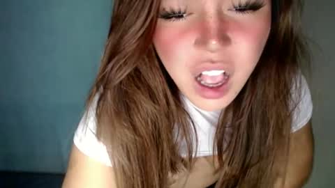 YourDreamGirl Emma  online show from November 18, 11:48 pm