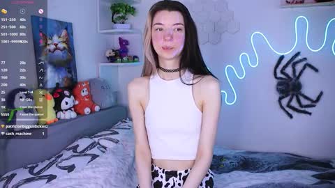 emmie_everly online show from February 4, 12:42 pm