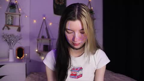 emmie_everly online show from October 24, 7:36 pm