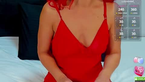 Snapshot of emmie_moll chatting on October 24, 7:31 am Emmie Moll  online show from October 24, 7:31 am