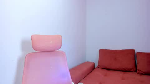 Emmi online show from March 20, 1:32 am