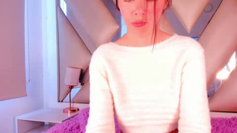 emmily_evans_ online show from January 13, 4:08 pm