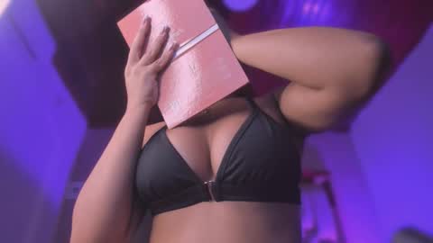    online show from March 30, 12:16 pm