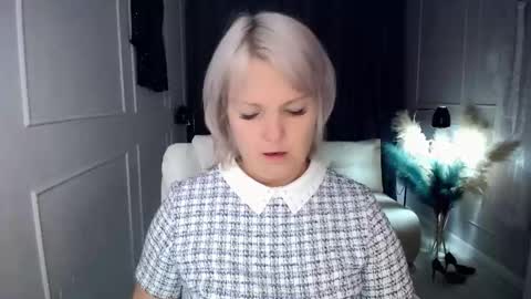 emmmam online show from November 13, 12:52 pm