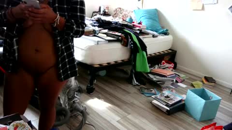 Emms online show from February 17, 9:32 pm