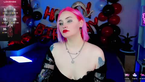 Snapshot of emmybrightj_ chatting on February 7, 6:35 am Emmy Bright     50  online show from February 7, 6:35 am