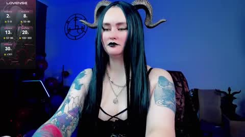 Snapshot of emmybrightj_ chatting on February 20, 1:25 am Emmy Bright     50  online show from February 20, 1:25 am