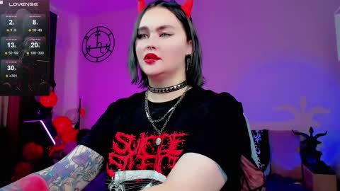 Snapshot of emmybrightj_ chatting on February 25, 5:41 am Emmy Bright     50  online show from February 25, 5:41 am