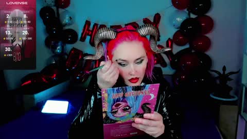 Snapshot of emmybrightj_ chatting on February 7, 1:15 am Emmy Bright     50  online show from February 7, 1:15 am