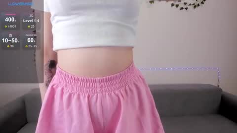 Snapshot of emmyflower chatting on February 11, 5:40 pm emmyflower online show from February 11, 5:40 pm