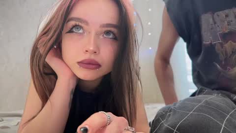 Gabriel  Elizabeth online show from February 1, 5:28 am