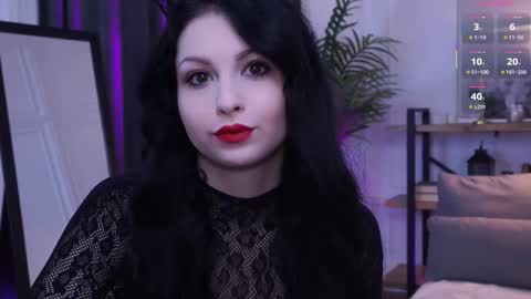 Becky online show from November 19, 9:30 am