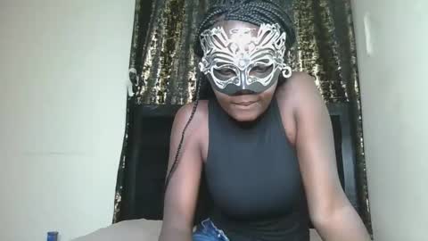 vee online show from April 4, 10:33 am