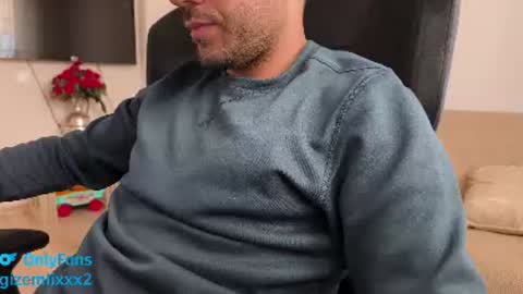 Emre online show from February 2, 2:13 pm