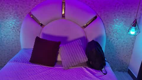 Emy  online show from February 1, 11:40 am