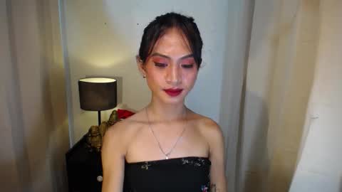 enchantriss69 online show from December 29, 2:52 pm