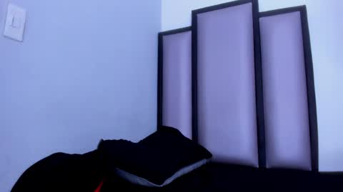 endrick_23 online show from April 9, 3:54 am