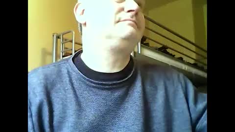 Snapshot of englishguysurrey chatting on February 4, 12:44 pm englishguysurrey online show from February 4, 12:44 pm