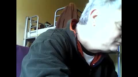 englishguysurrey online show from February 16, 10:02 am