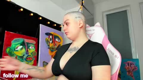 enigmastella online show from December 20, 11:17 am