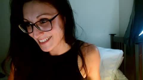 enjoyyoself online show from March 23, 6:07 am