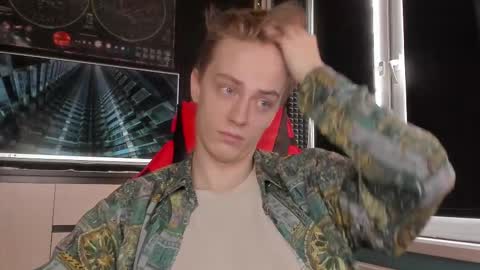 Enker online show from October 6, 8:32 am