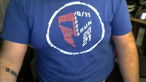 enriquedz online show from March 30, 3:01 pm