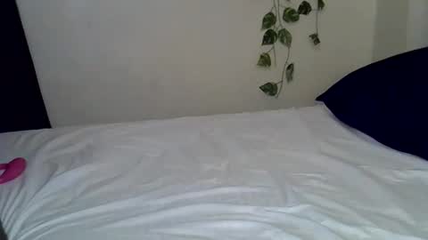 ephy03 online show from January 5, 5:27 pm