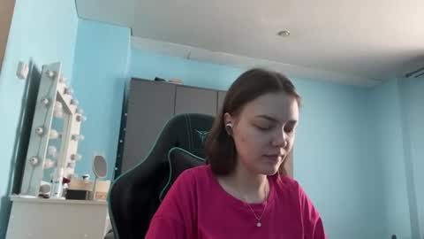 Lily online show from February 27, 2:04 am