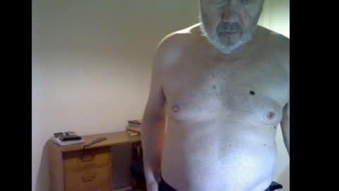 erasmus_d online show from February 18, 6:30 pm