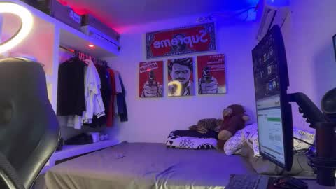 Tht BOSS Eren online show from March 11, 4:15 am