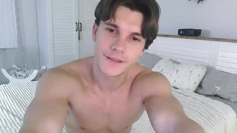 Eric Crush online show from January 13, 4:31 am