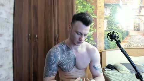 Eric online show from December 17, 1:45 am