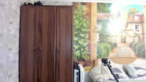 Eric online show from October 24, 8:04 am