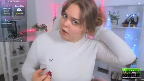 erica_love_ online show from January 12, 6:31 am