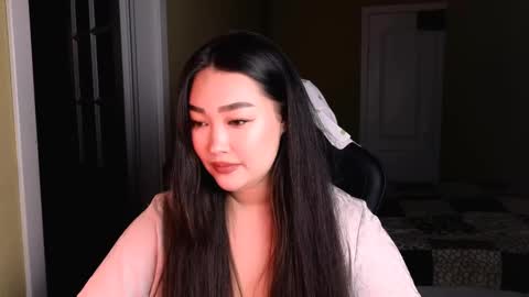 Erica Wayne online show from March 11, 3:02 pm