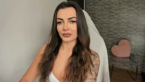 Riaaa online show from March 19, 5:02 am