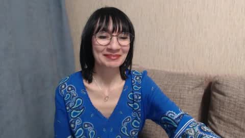 ericablack8 online show from April 3, 7:43 pm