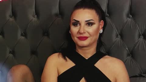 Erica online show from February 12, 8:07 pm